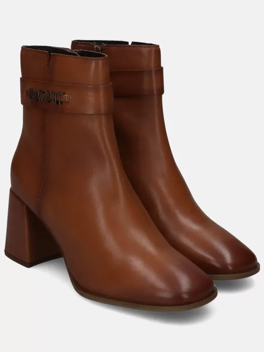 Crema Cognac Leather Ankle Boots | BAGATT Best